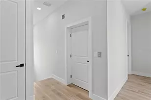 11605 1st St E, Treasure Island, FL 33706 - Photo 32