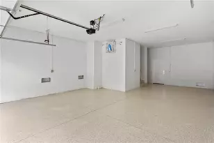 11605 1st St E, Treasure Island, FL 33706 - Photo 10