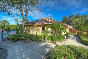 11901 4th St N - Photo 36