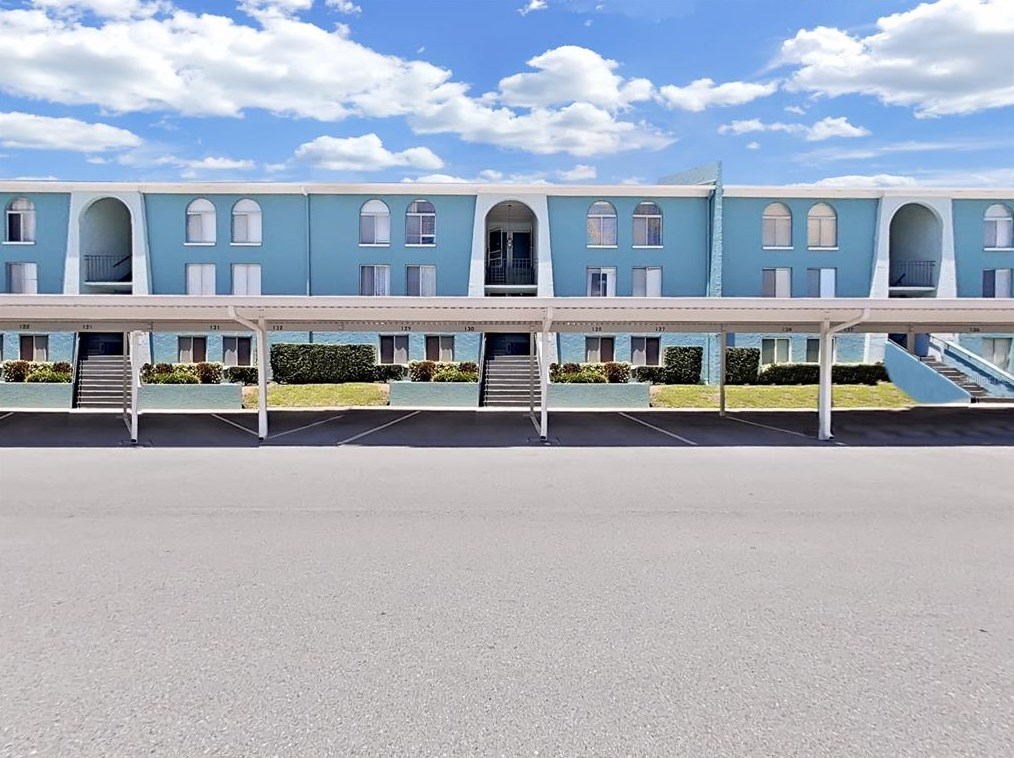 275 114th Ave N #6, Saint Petersburg, FL 33716