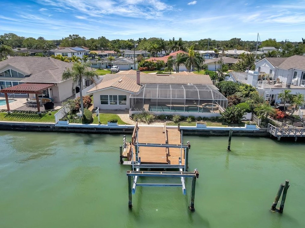 4523 Harbor Hills Dr, Largo, FL 33770-4035