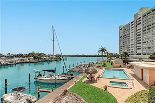 51 Island Way, Clearwater Beach, FL 33767 - Photo 38