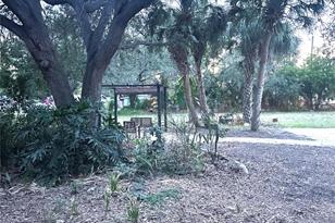 5370 71st St N, Saint Petersburg, FL 33709 - Photo 8