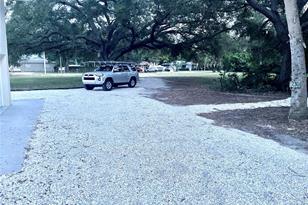 5370 71st St N, Saint Petersburg, FL 33709 - Photo 6