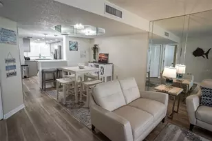 1290 Gulf Blvd, Clearwater, FL 33767 - Photo 12