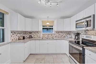 16110 3rd Street E, Redington Beach, FL 33708 - Photo 26