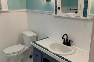 1142 Highland St S - Photo 16