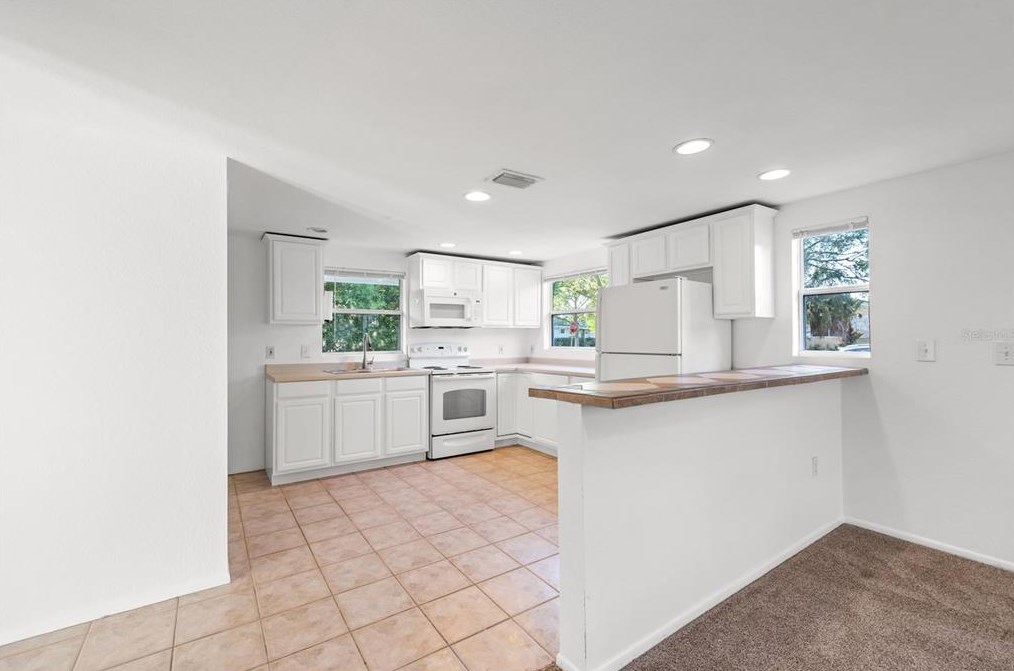 4009 Burlington Ave N #a, Saint Petersburg, FL 33713