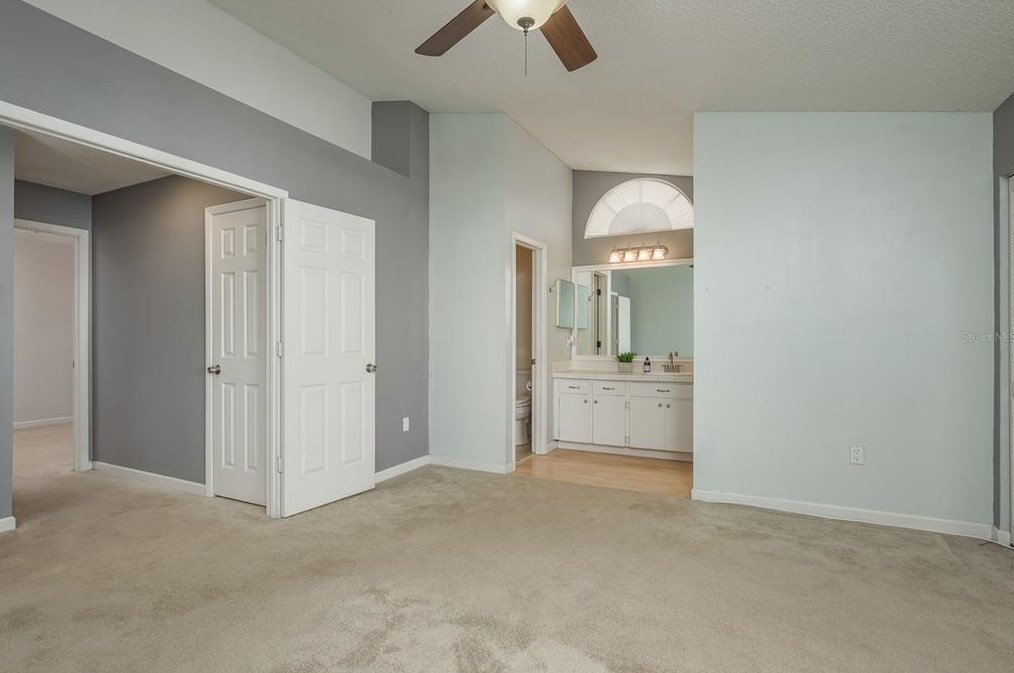 2394 Gun Flint Trl, Palm Harbor FL  34683-2454 exterior