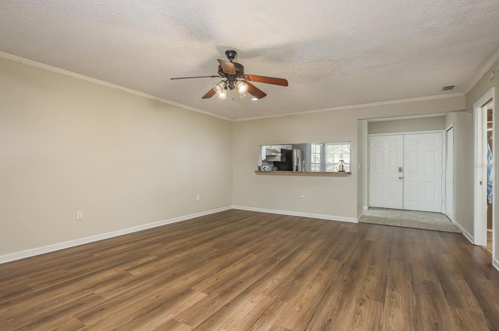 2394 Gun Flint Trl, Palm Harbor FL  34683-2454 exterior