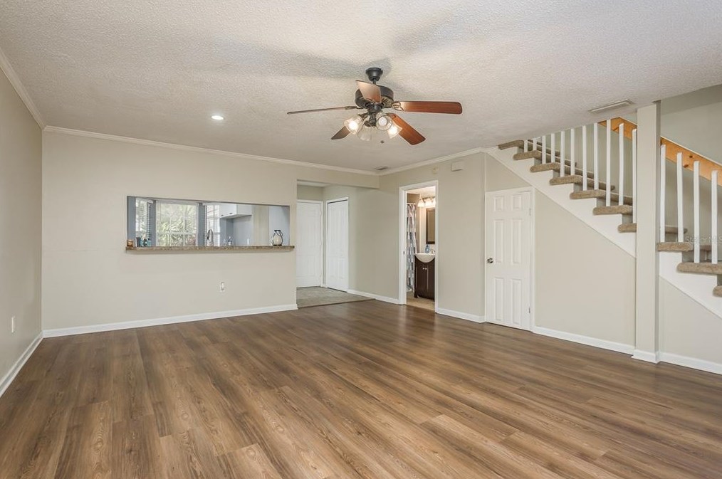 2394 Gun Flint Trl, Palm Harbor FL  34683-2454 exterior