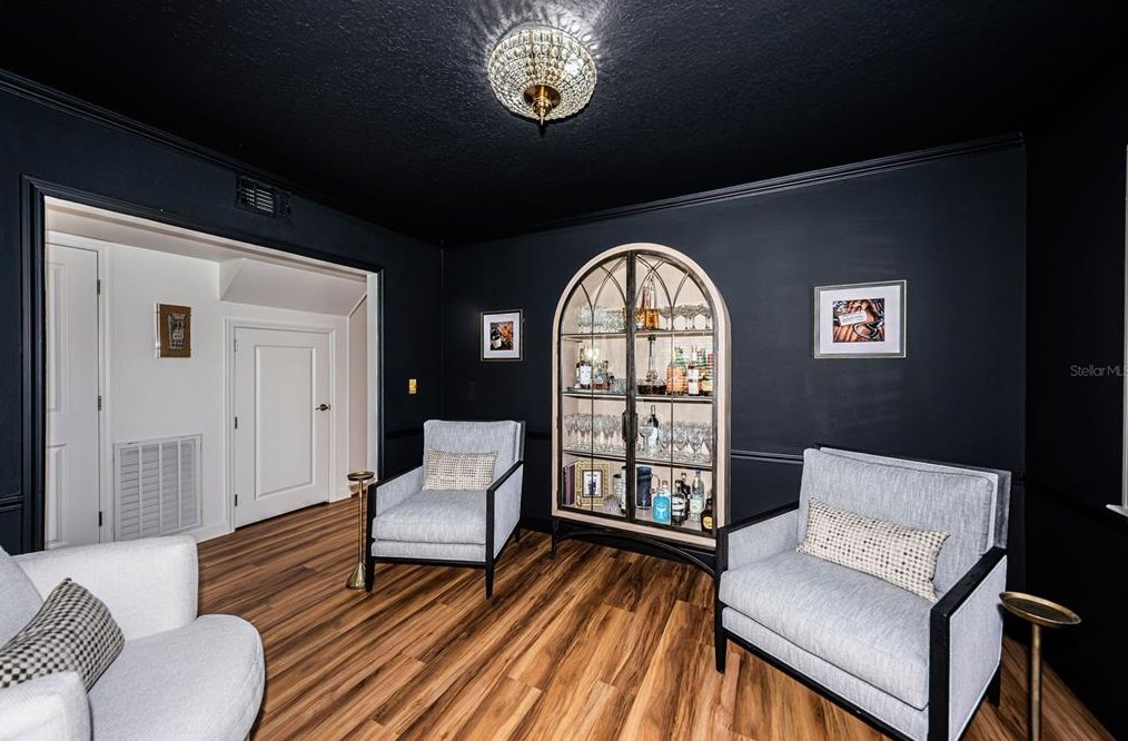 2219 Occident St, Tampa FL  33629-5423 exterior