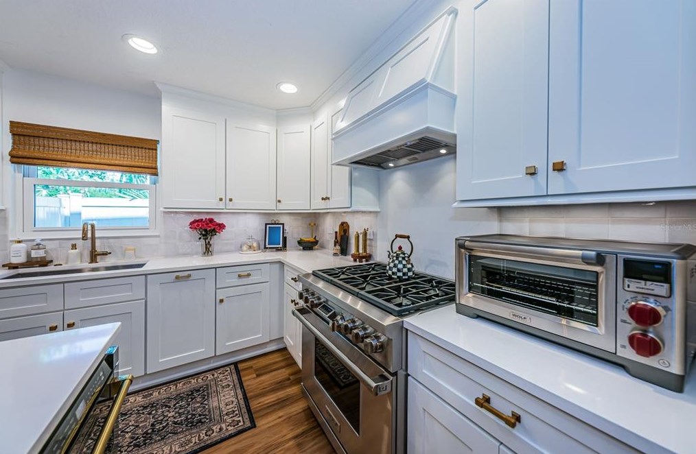 2219 Occident St, Tampa FL  33629-5423 exterior