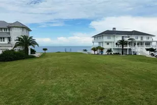 5141 Westshore Dr, New Port Richey, FL 34652 - Photo 1
