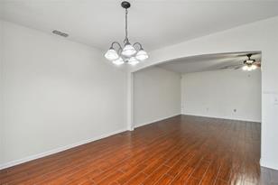 9836 Ashburn Lake Dr - Photo 10