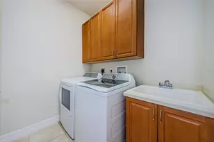 1500 Ember Ln, Tarpon Springs, FL 34689 - Photo 32