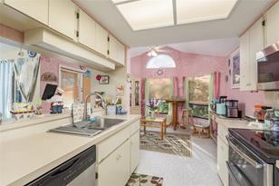 2739 Summervale Dr - Photo 10