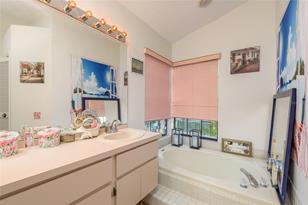 2739 Summervale Dr - Photo 16