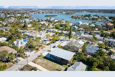 1214 Bay Pine Boulevard, Indian Rocks Beach, FL 33785 - Photo 38