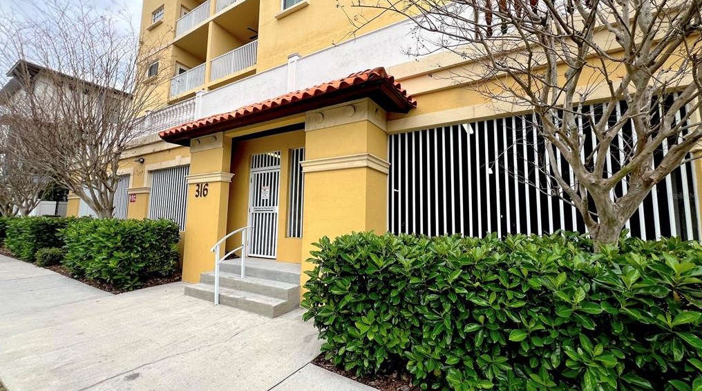 316 8th St S #601, Saint Petersburg, FL 33701