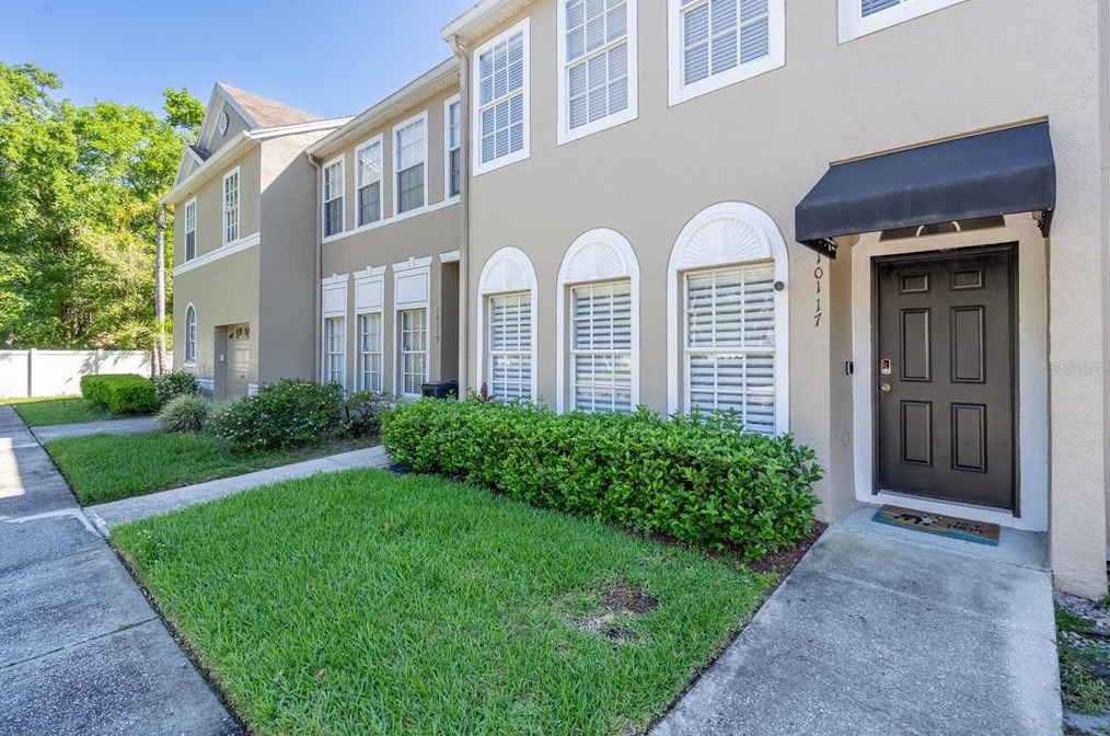 10117 Farmingdale Pl, Tampa FL  33624-5419 exterior