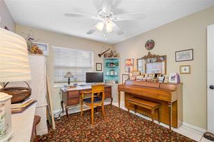 1010 35th St N - Photo 22