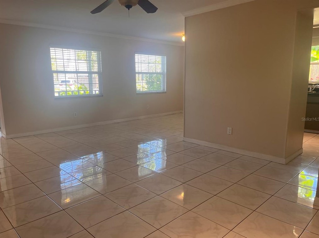 1010 35th St, Saint Petersburg FL  33713-6552 exterior
