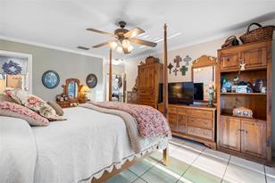 1010 35th St N - Photo 30