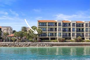 7435 Bayshore Dr - Photo 4