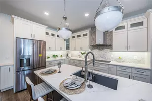 12305 3rd St E, Treasure Island, FL 33706 - Photo 24