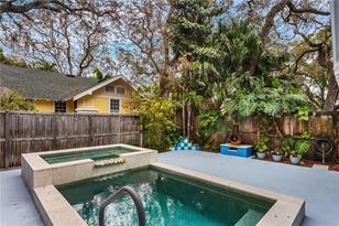 536 Scotland St - Photo 4