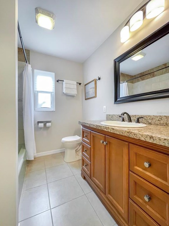 381 Westwinds Dr, Palm Harbor FL  34683-1041 exterior