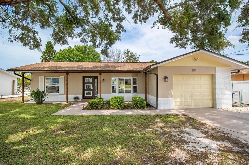 381 Westwinds Dr, Palm Harbor FL  34683-1041 exterior
