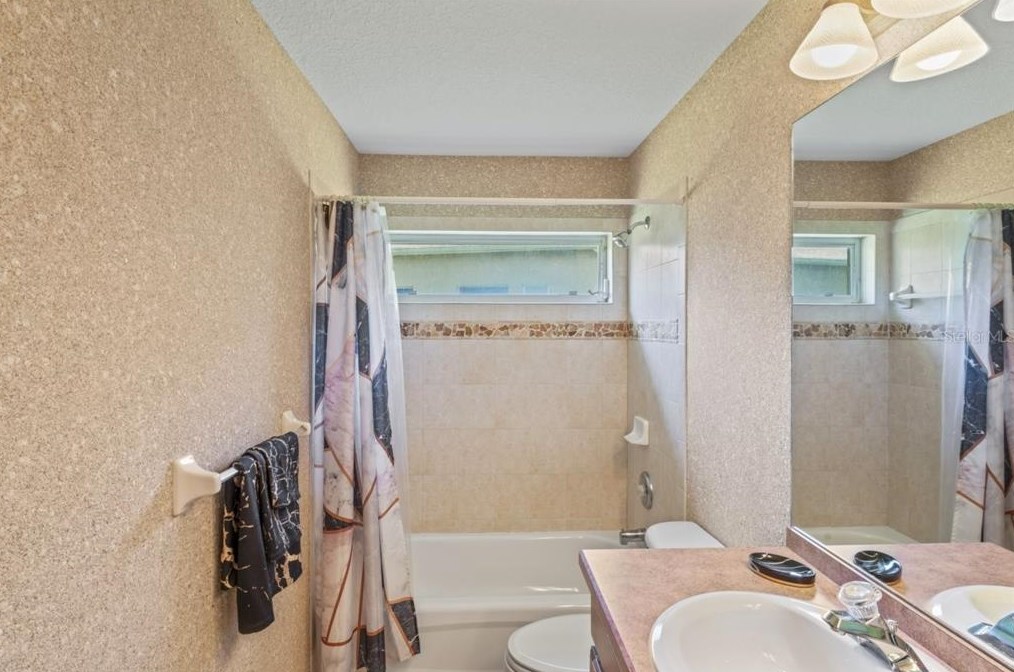 5412 Garden Arbor Dr, Lutz FL  33558-9098 exterior