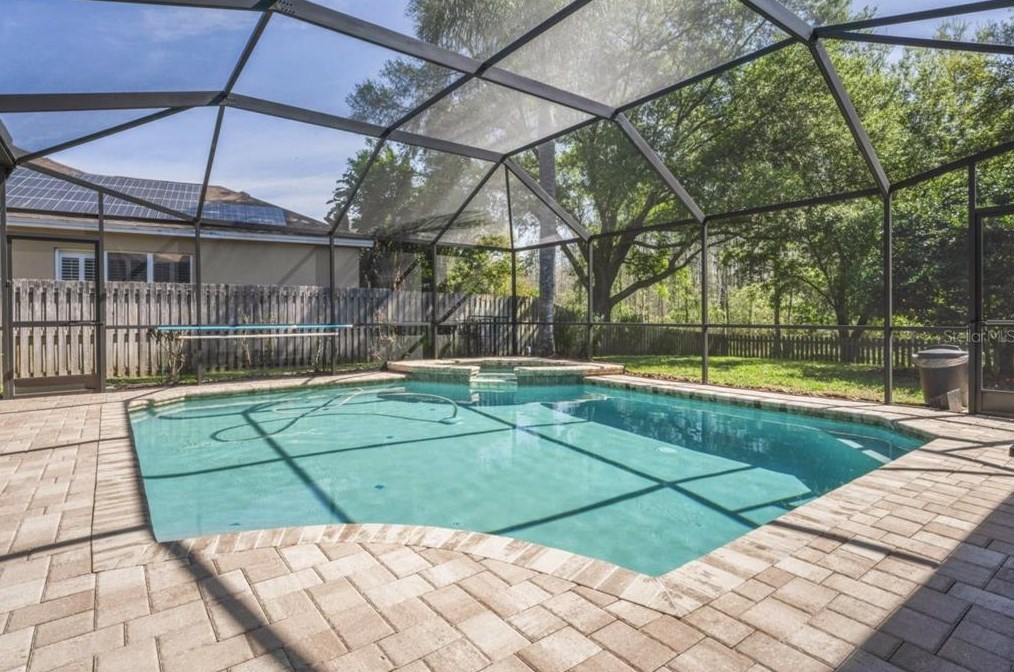 5412 Garden Arbor Dr, Lutz FL  33558-9098 exterior
