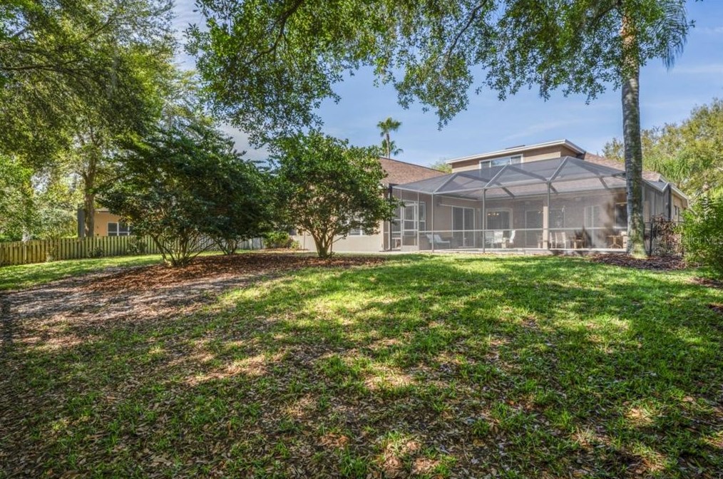 5412 Garden Arbor Dr, Lutz FL  33558-9098 exterior
