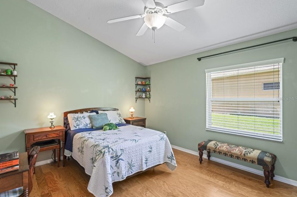 5412 Garden Arbor Dr, Lutz FL  33558-9098 exterior