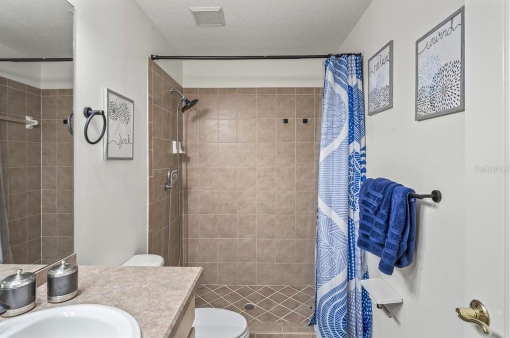 5412 Garden Arbor Dr, Lutz FL  33558-9098 exterior