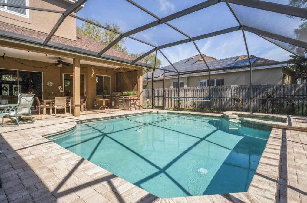 5412 Garden Arbor Dr, Lutz FL  33558-9098 exterior