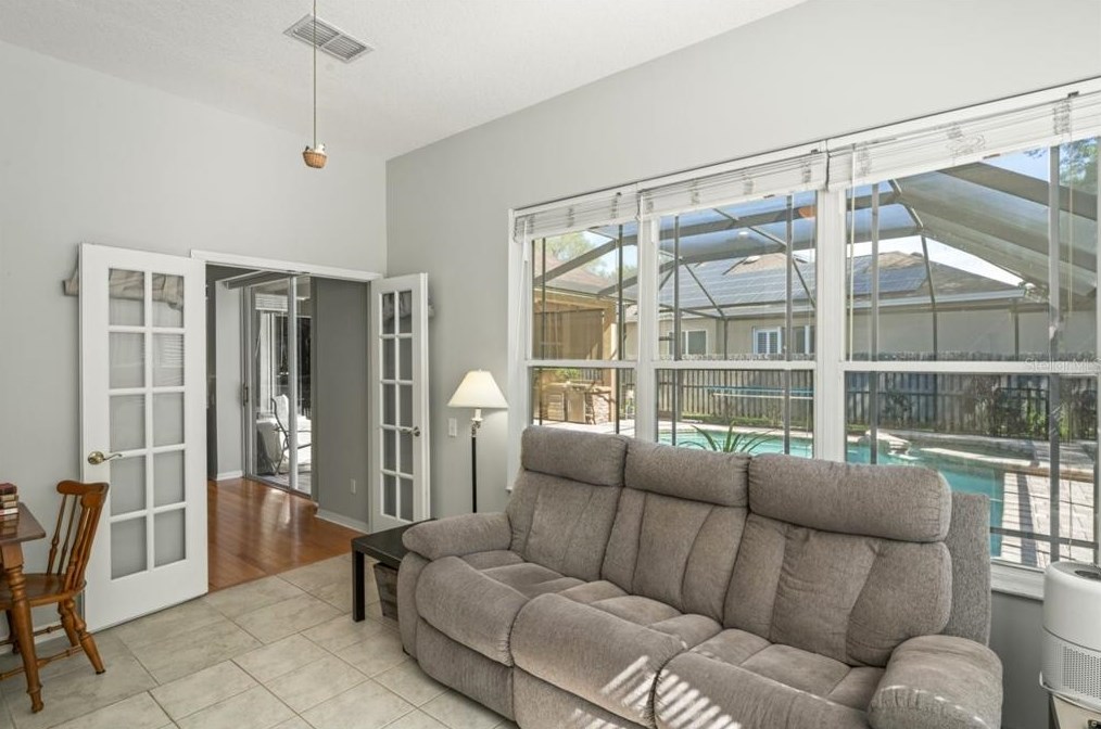 5412 Garden Arbor Dr, Lutz FL  33558-9098 exterior