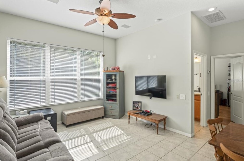 5412 Garden Arbor Dr, Lutz FL  33558-9098 exterior
