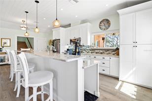 16027 Redington Dr - Photo 14