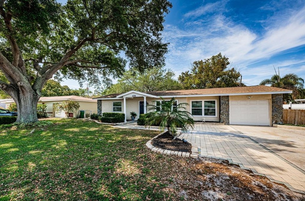 4376 61st Ln, Saint Petersburg, FL 33709-5159