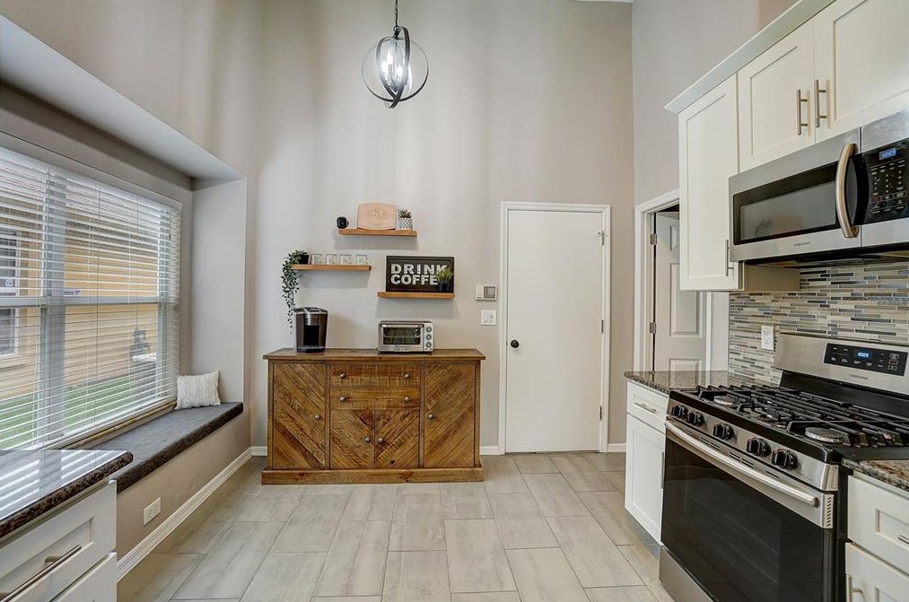 12405 Glenfield Ave, Tampa FL  33626-2607 exterior