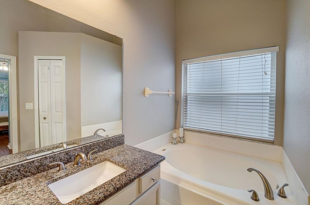 12405 Glenfield Ave, Tampa FL  33626-2607 exterior