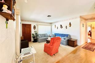 7537 16th St N - Photo 8