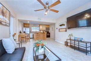 718 E Ellicott St - Photo 8