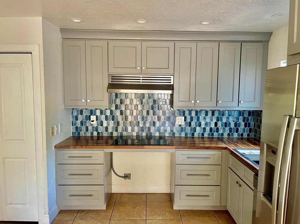 6212 Florida Dr, Ruskin, FL 33572