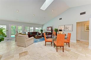 1502 Pecan St - Photo 14