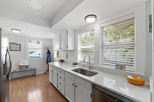 109 12th Ave - Photo 24